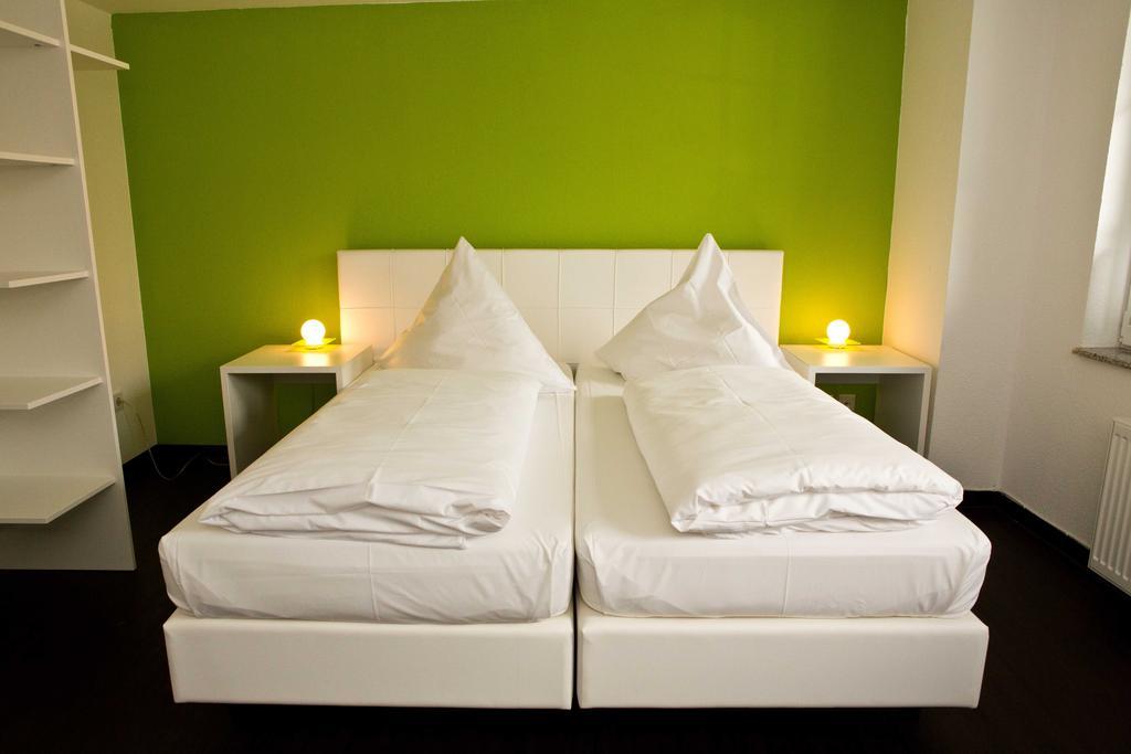 Kretschmanns Hotel Sehnde Room photo